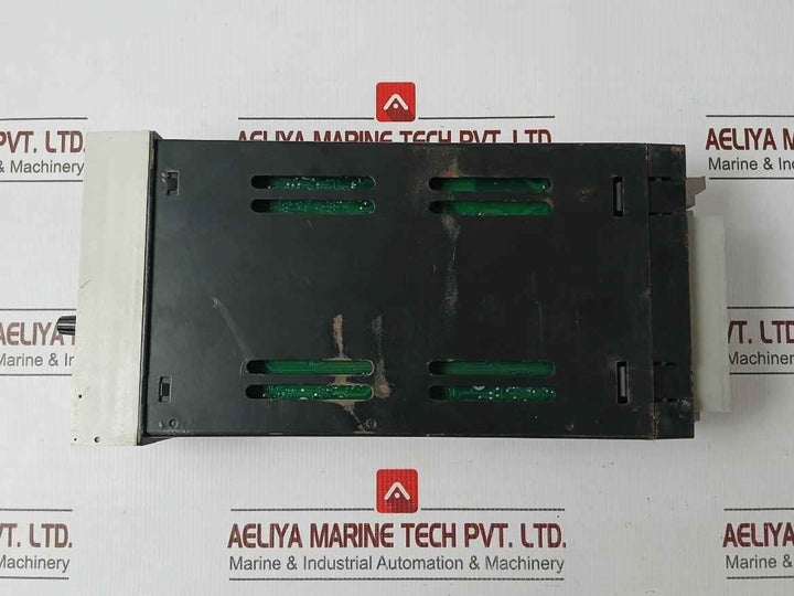 Siemens 353D4F1Nnennnaw Controller I/O Module 24Vdc 25W 50C