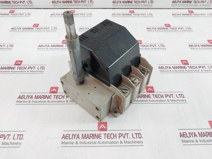 Siemens 3Ke20 Switch Disconnector With Handle 500V 200A 6A4