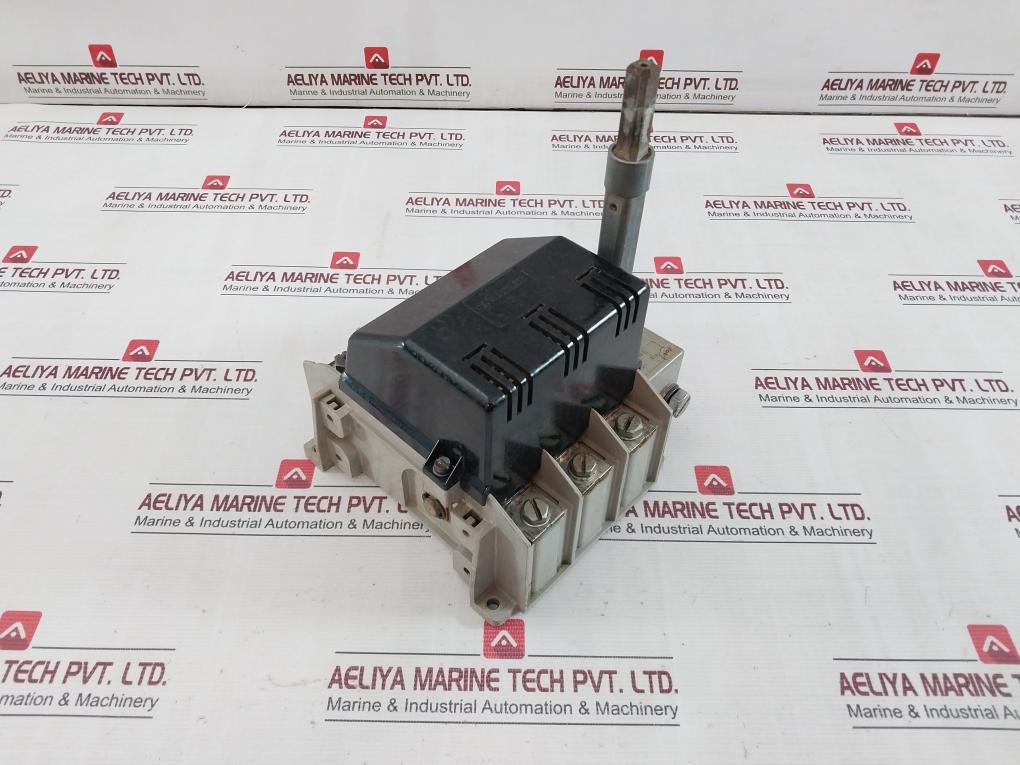 Siemens 3Ke20 Switch Disconnector With Handle 500V 200A 6A4