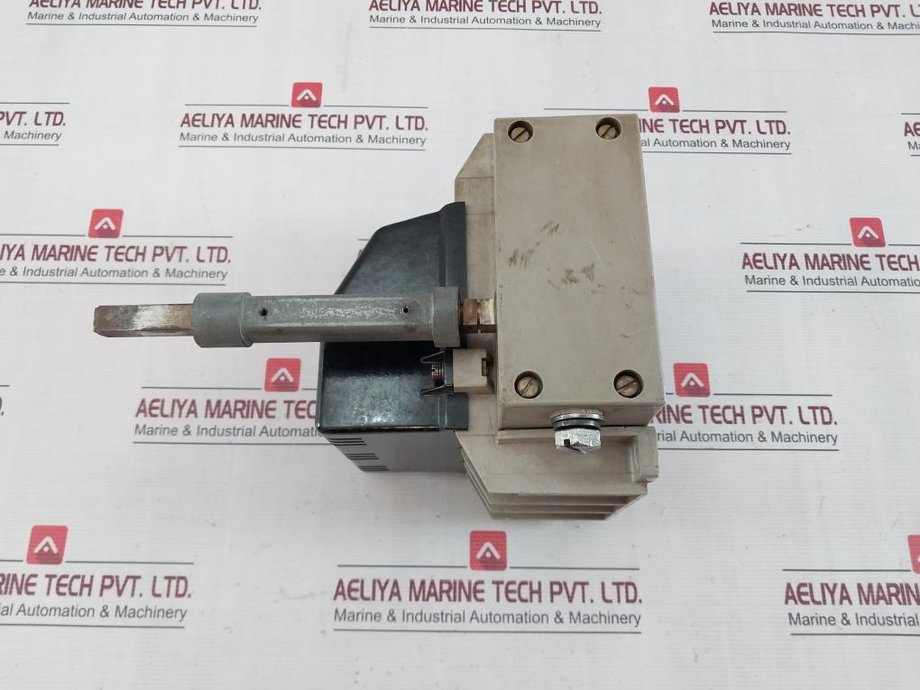 Siemens 3Ke20 Switch Disconnector With Handle 500V 200A 6A4