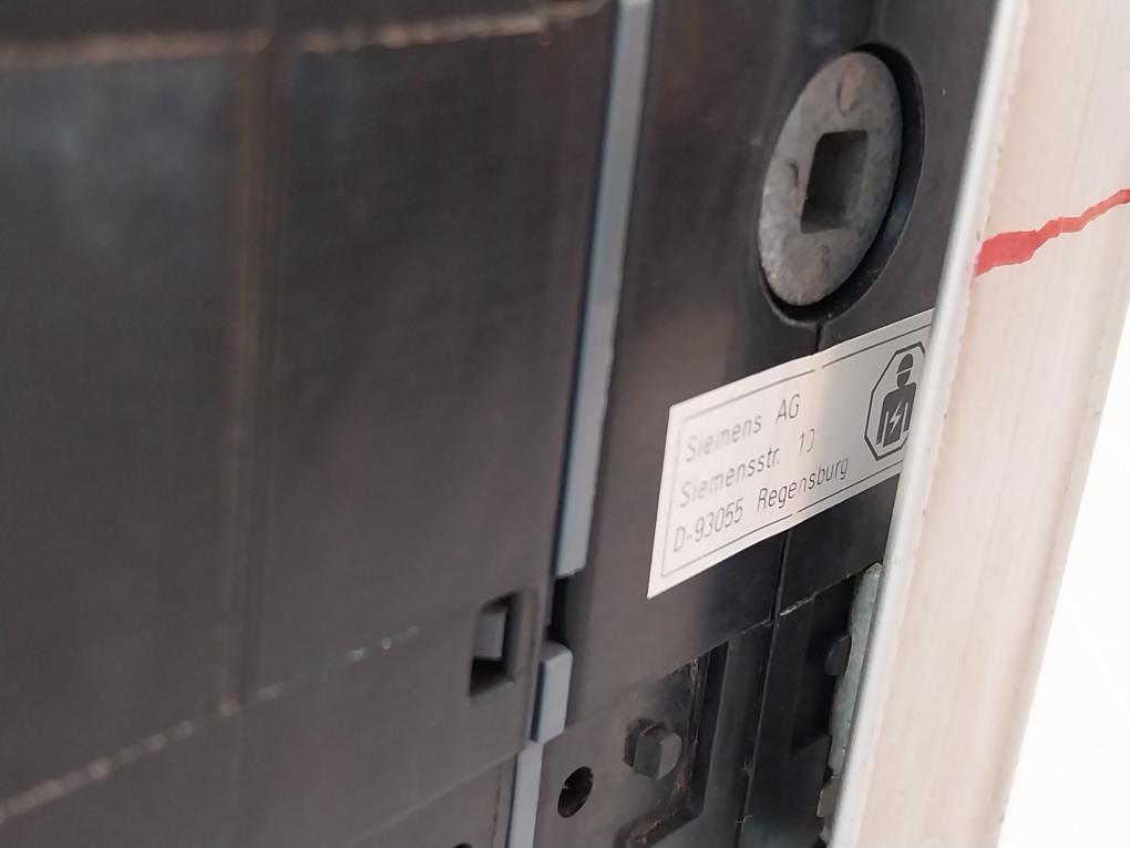 Siemens 3Kf2316-2Lf11 Switch Disconnector With Fuse 160A 690V 50/60Hz 12W 12Kv