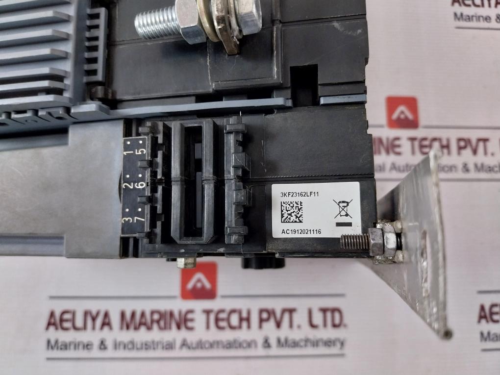 Siemens 3Kf2316-2Lf11 Switch Disconnector With Fuse 160A 690V 50/60Hz 12W 12Kv
