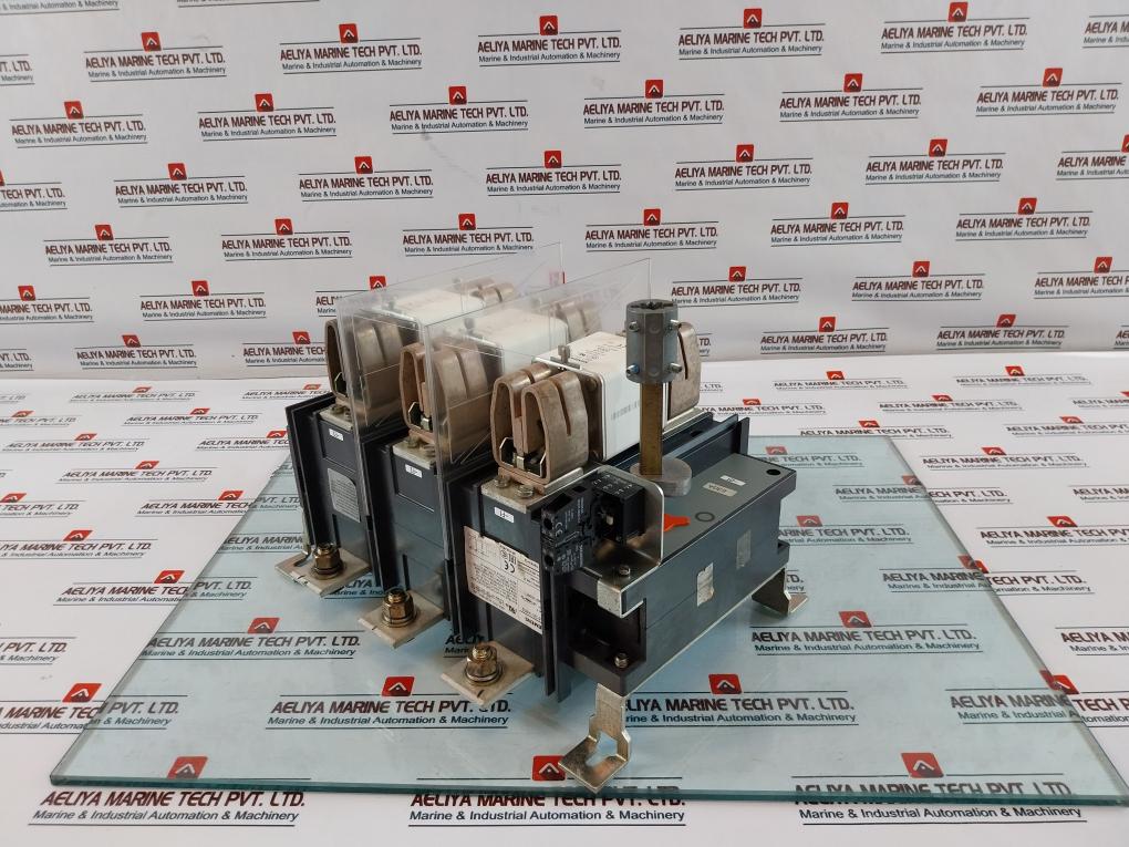 Siemens 3KL6130-1AB02 Switch Disconnector With Fuse 1000V