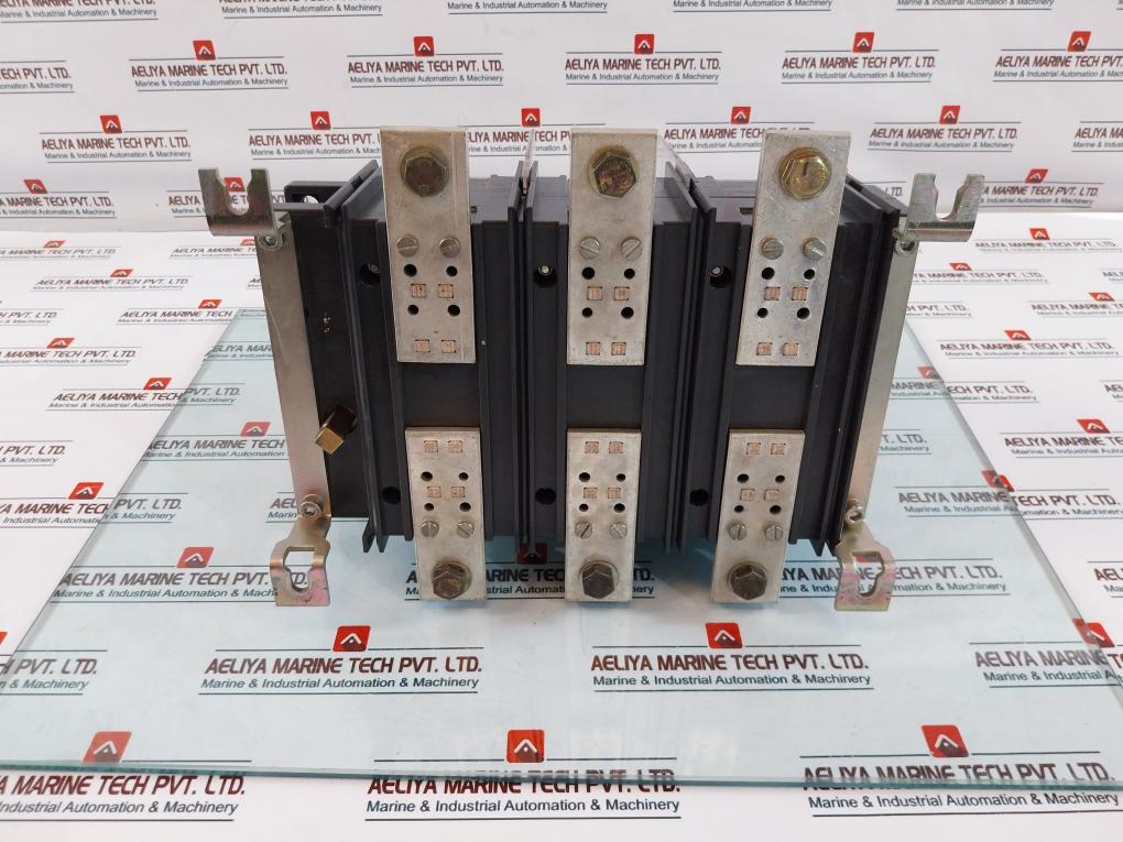 Siemens 3KL6130-1AB02 Switch Disconnector With Fuse 1000V