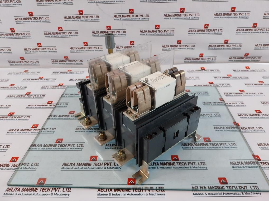 Siemens 3Kl6130-1Ab02 Switch Disconnector With Fuse 1000V 50/60Hz
