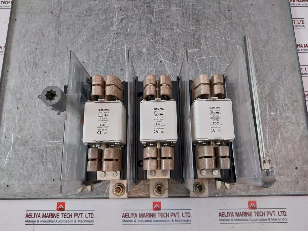 Siemens 3Kl6130-1Ab02 Switch Disconnector With Fuse 1000V