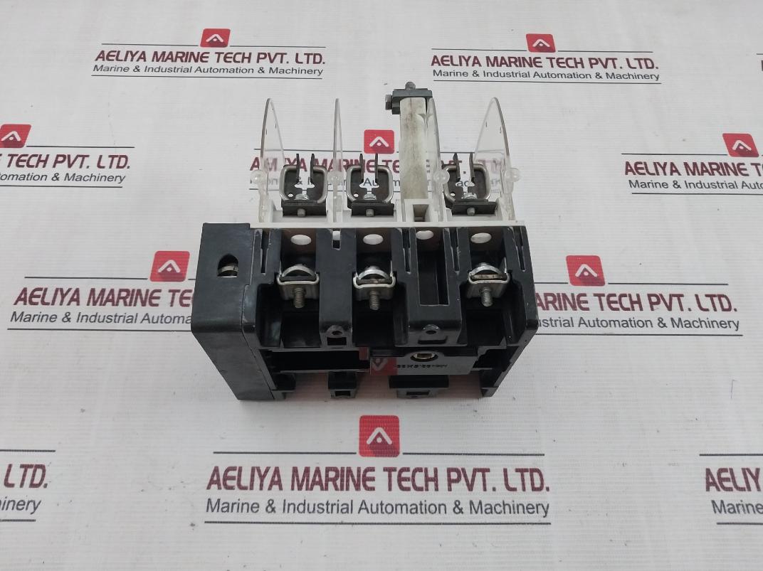 Siemens 3Kl8121-3Ha00 Heavy Duty Switch Disconnector Fuse 50Hz Is13947-3