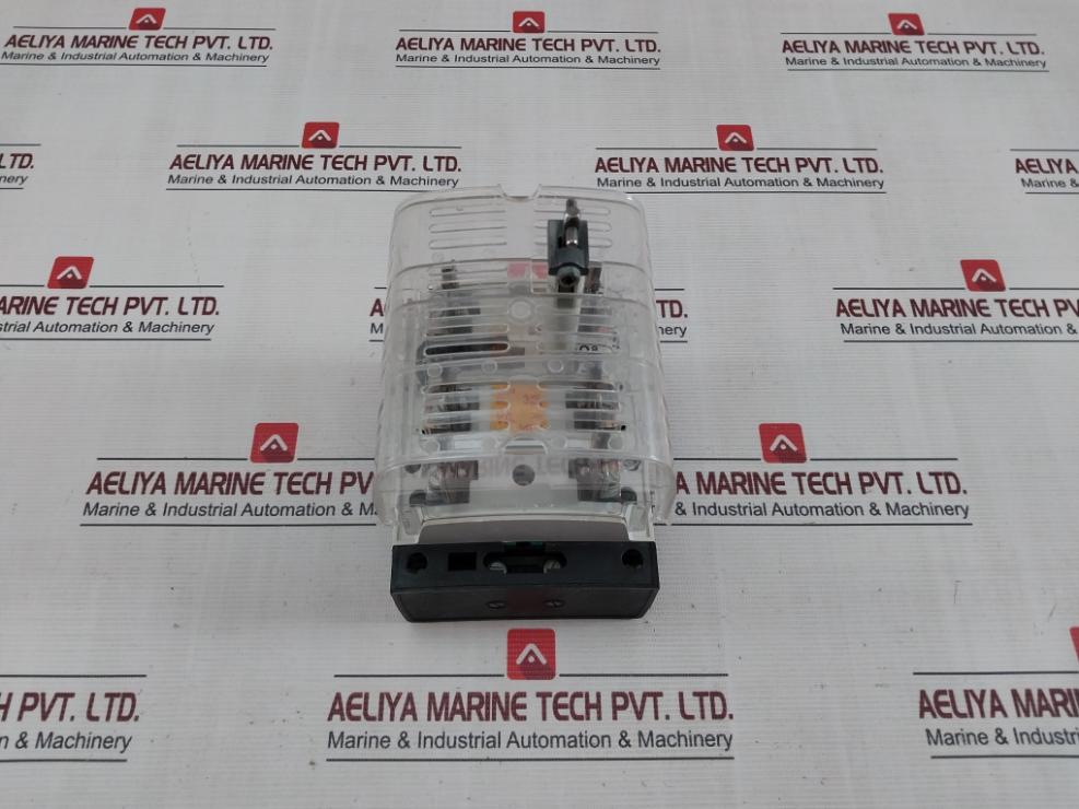 Siemens 3Kl8121-3Ha00 Switch Disconnector Fuse 32A 690V Ac-23A