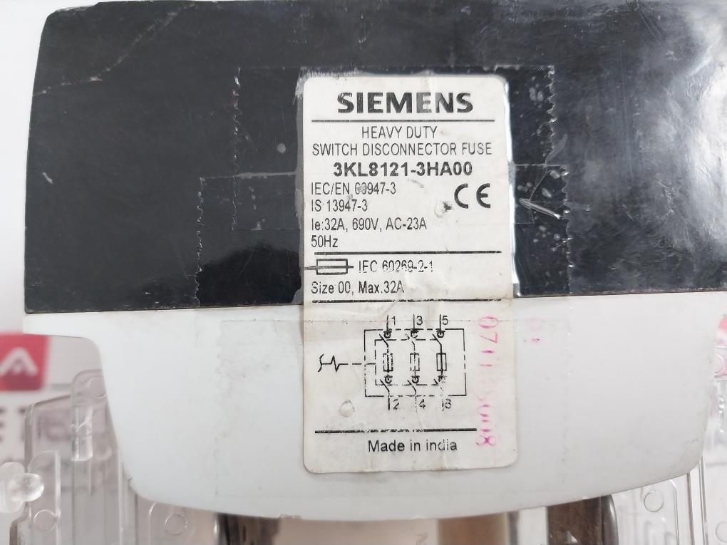 Siemens 3Kl8121-3Ha00 Switch Disconnector Fuse 32A 690V Ac-23A