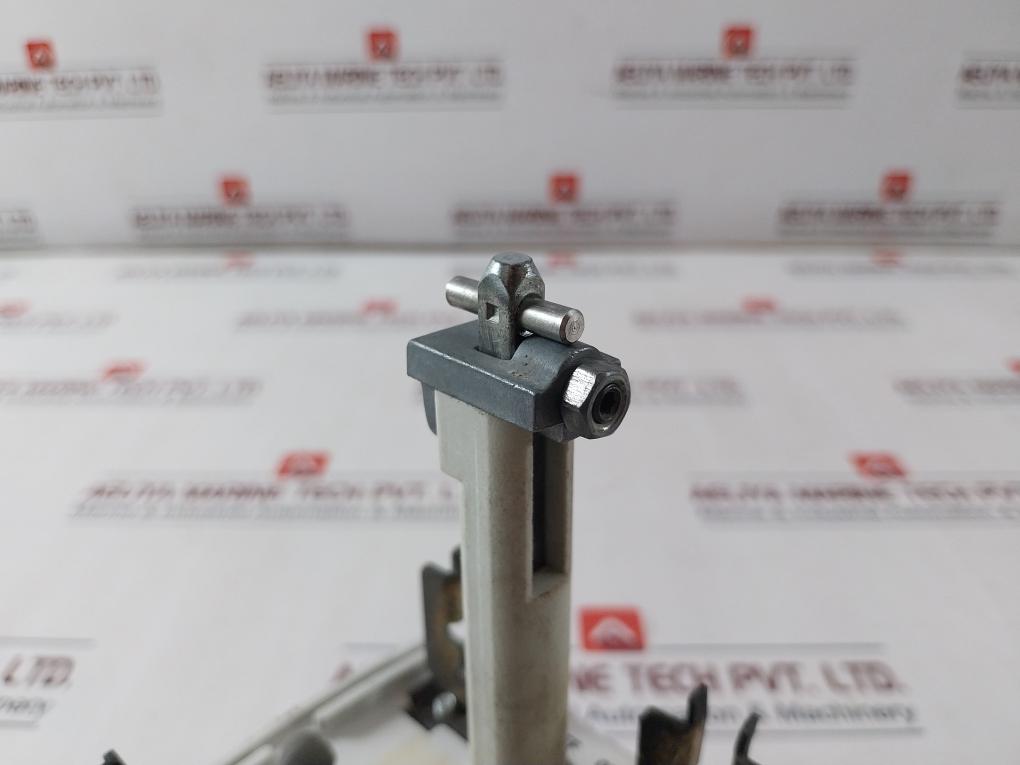 Siemens 3Kl8121-3Ha00 Switch Disconnector Fuse 32A 690V Ac 23A 50Hz