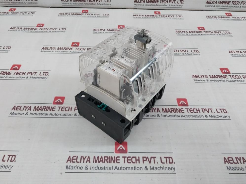 Siemens 3Kl8151-3Ha00 Heavy Duty Switch Disconnector Fuse Ac-23A 50Hz