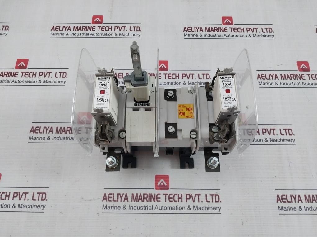 Siemens 3Kl8211-2Ha00 Heavy Duty Switch Disconnector Fuse 2 Pole 500V A.C./120Ka