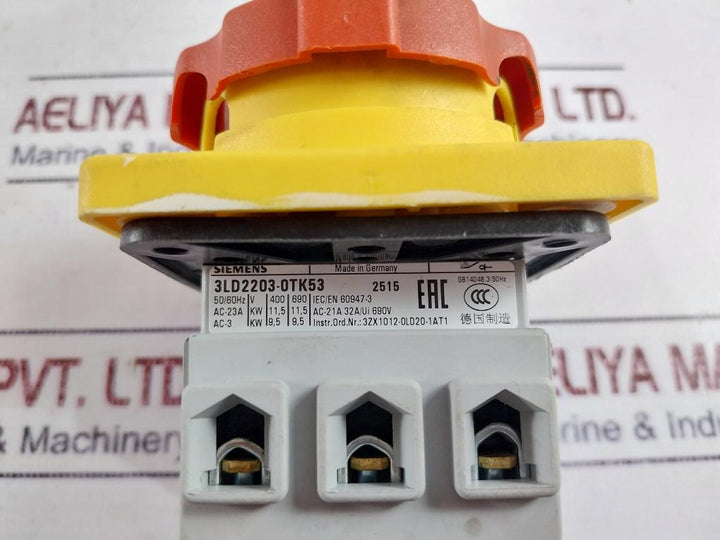 Siemens 3Ld2203-0Tk53/3Ld2203-otk53 Disconnector Switch 32A 690V 50/60Hz