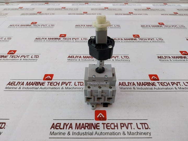 Siemens 3Ld2517-0Tk11 Switch Disconnector Gb14048.3/50Hz 63A 600Vac 3Nm Awg 14-6