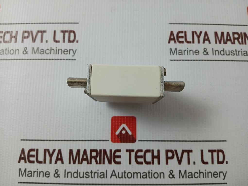 Siemens 3Na3 805-7Y Fuse Nh00 500V 120 Ka 16A