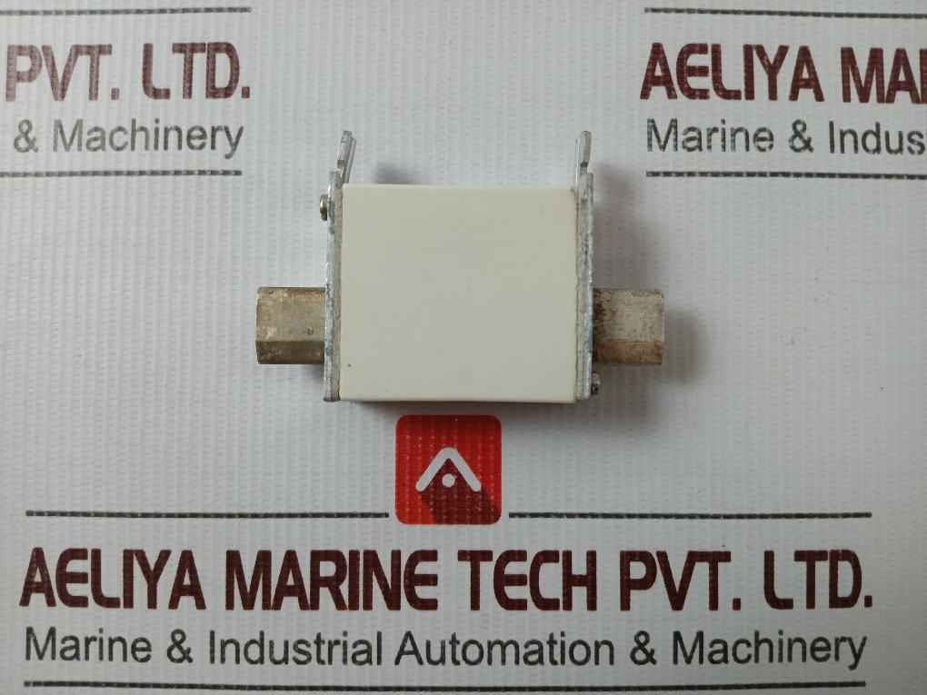 Siemens 3Na3 805-7Y Fuse Nh00 500V 120 Ka 16A