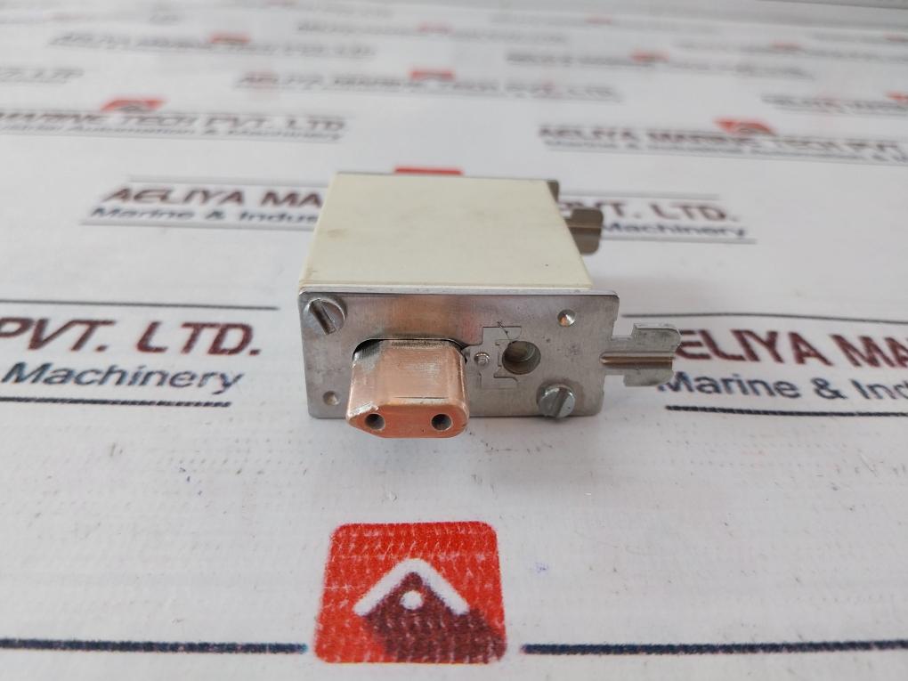 Siemens 3NA3 822 Fuse AC600V 63A