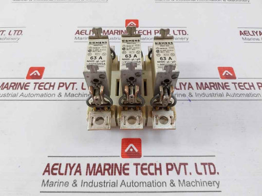 Siemens 3Na3 822 Fuse Holder With Fuses Hrc Ii-misc Ac 600V Ir 100Ka