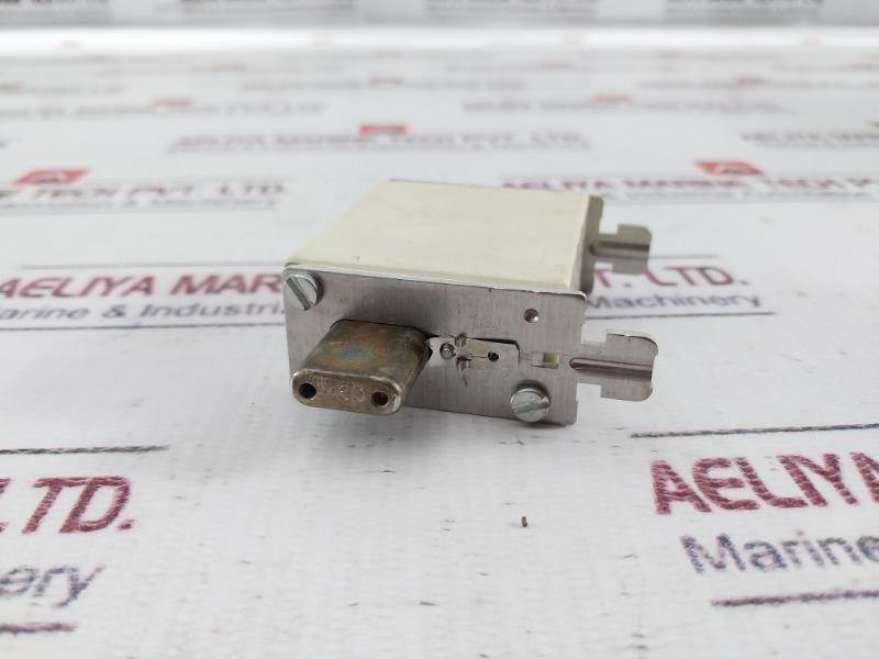 Siemens 3Na3 822 Fuse Link 500V / 120Ka 63A Ac 600V