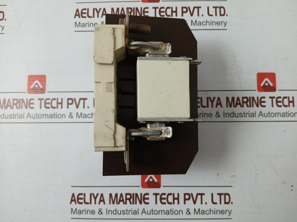 Siemens 3Na3 824 Hrc Fuse Ac 600V, Ir 100 Ka