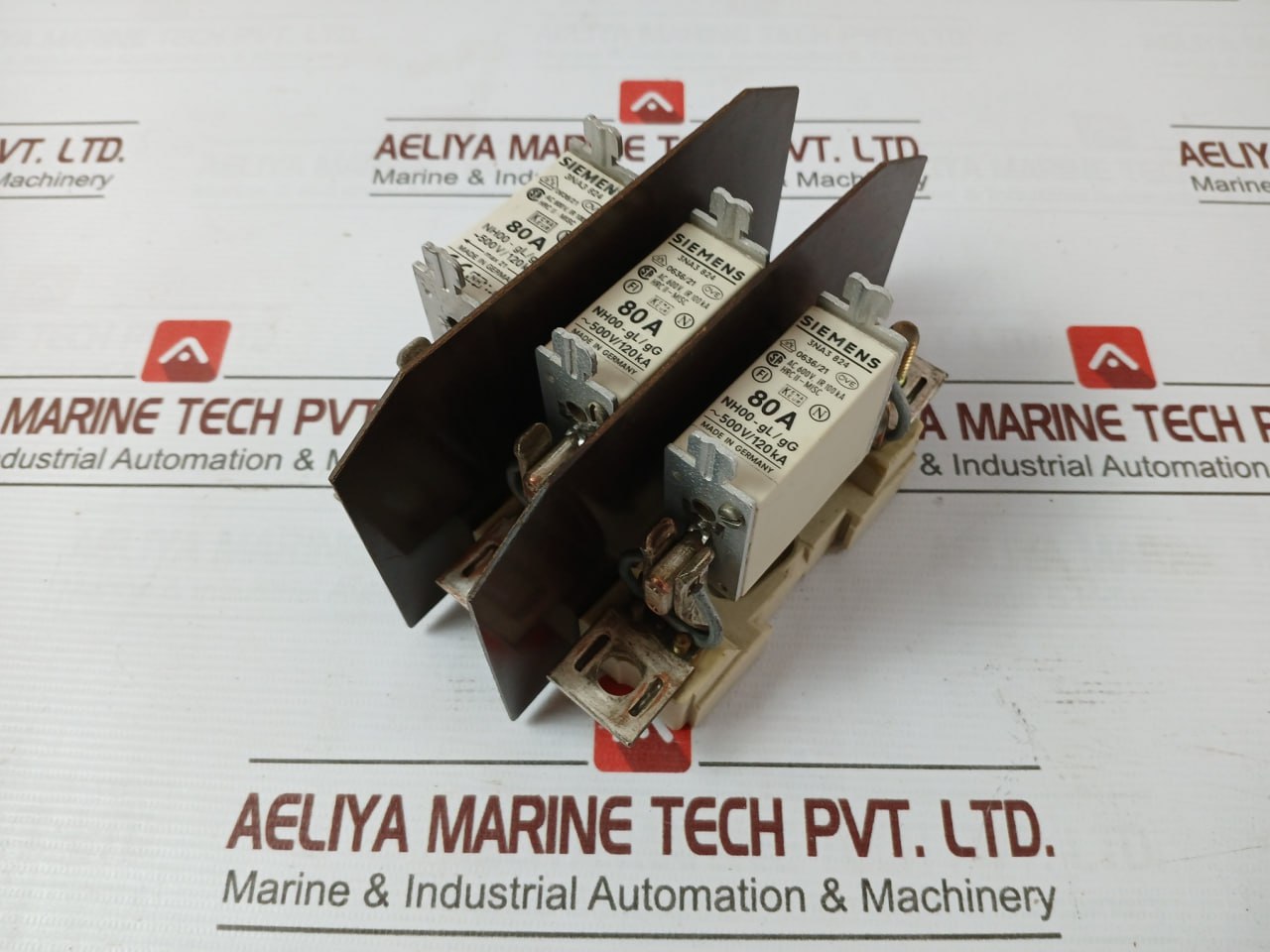 Siemens 3Na3 824 Hrc Fuse Ac 600V, Ir 100 Ka