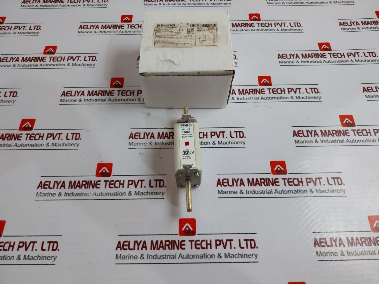 Siemens 3Na7 136-0Rc Lv Hrc Fuse Link 160A, 500V Ac