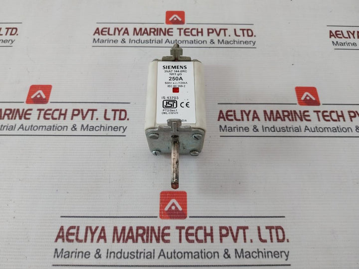 Siemens 3Na7 144-0Rc Lv Hrc Fuse Element 500Vac/120Ka 250A