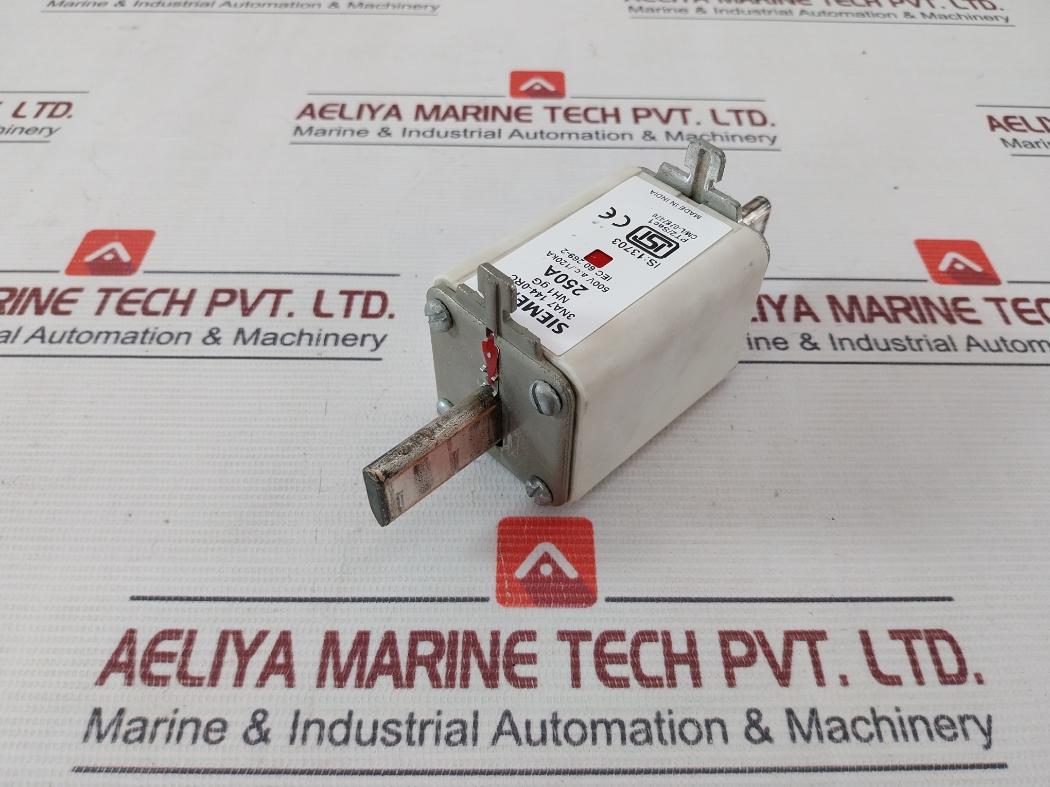 Siemens 3Na7 144-0Rc Lv Hrc Fuse Element 500Vac/120Ka 250A