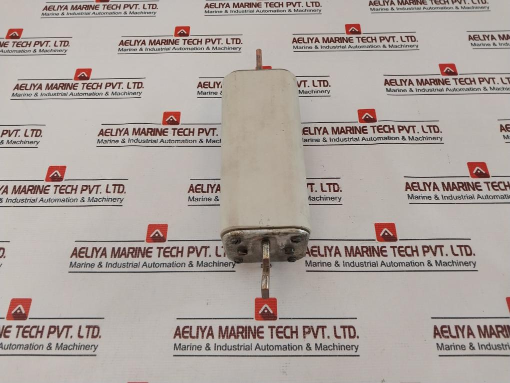 Siemens 3Ne7 636 Fuse 630A 2000V A.C.