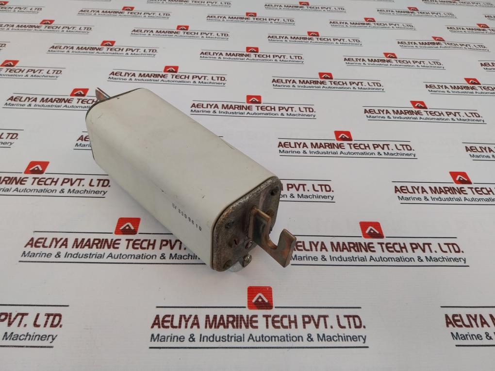 Siemens 3Ne7636 Fuse 630A 2000V 1200V G/ 8909610