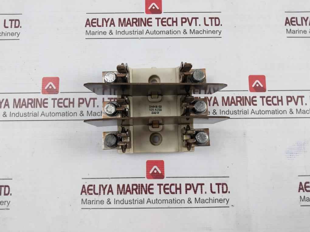 Siemens 3Nh8 02 Fuse Base Ceramic Flat Terminal 125A,500V