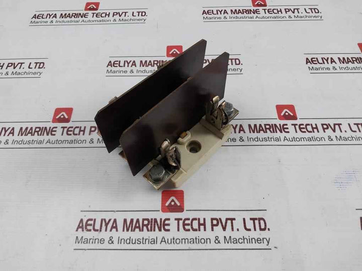 Siemens 3Nh8 02 Fuse Base Ceramic Flat Terminal 125A,500V