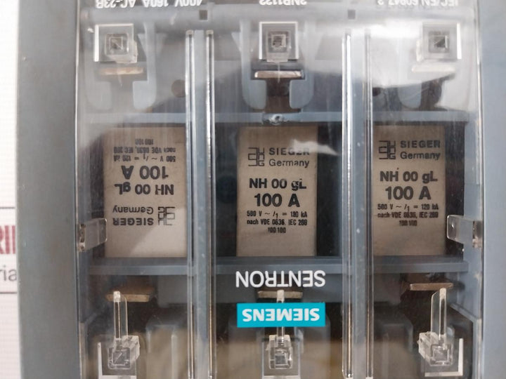 Siemens 3Np1133-1Ca10 Fuse Switch Disconnector Iec/En 60947-3 Ue 50/60Hz 690Vac