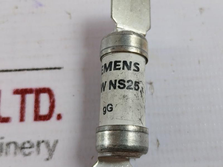 Lot of 11X Siemens 3NW NS25 NS Type Fuse, 25A GG, 415VAC 80KA