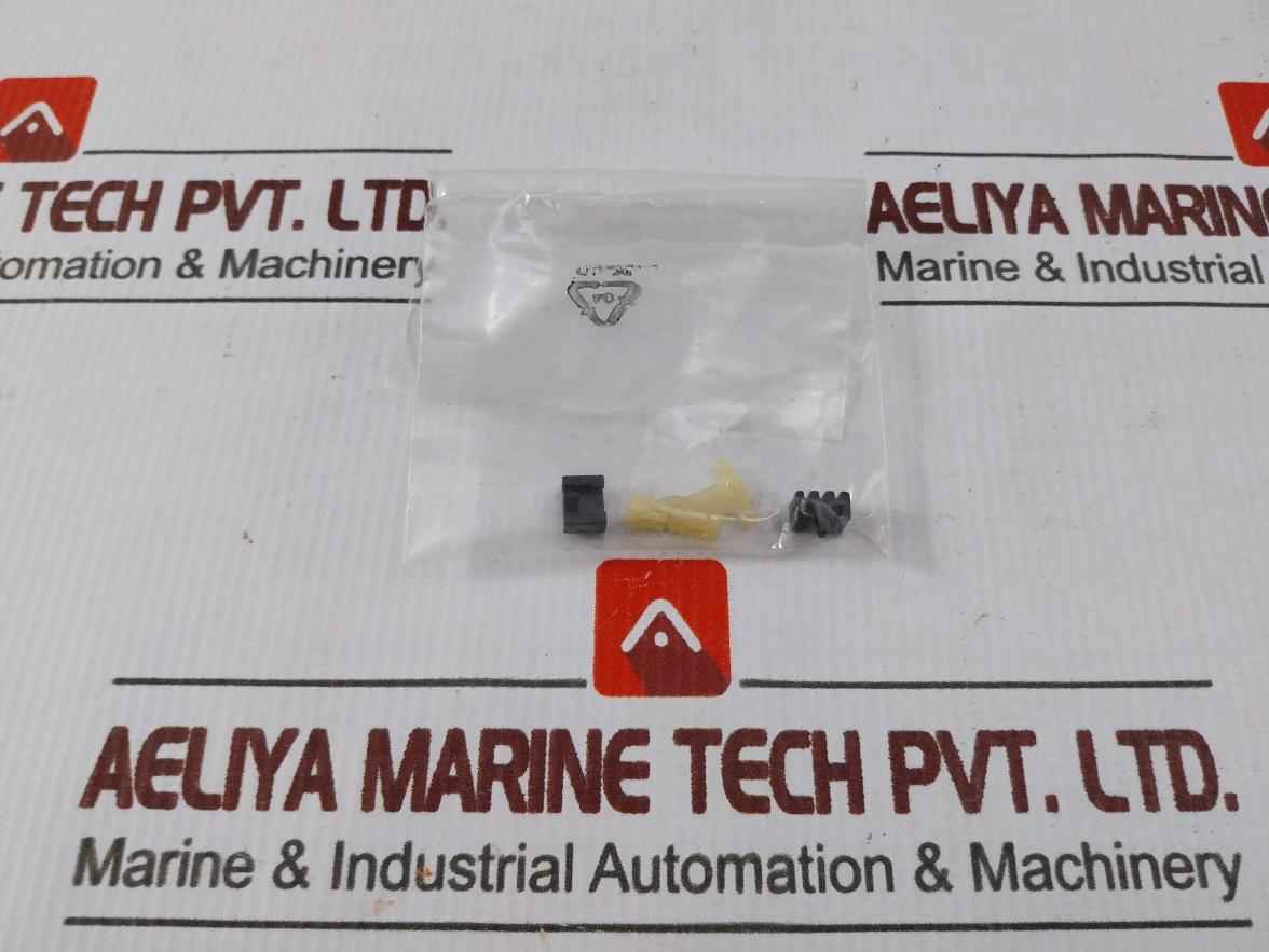 Siemens 3Ra1913-2A Assembly Kit For Contactor-type Reverser S00