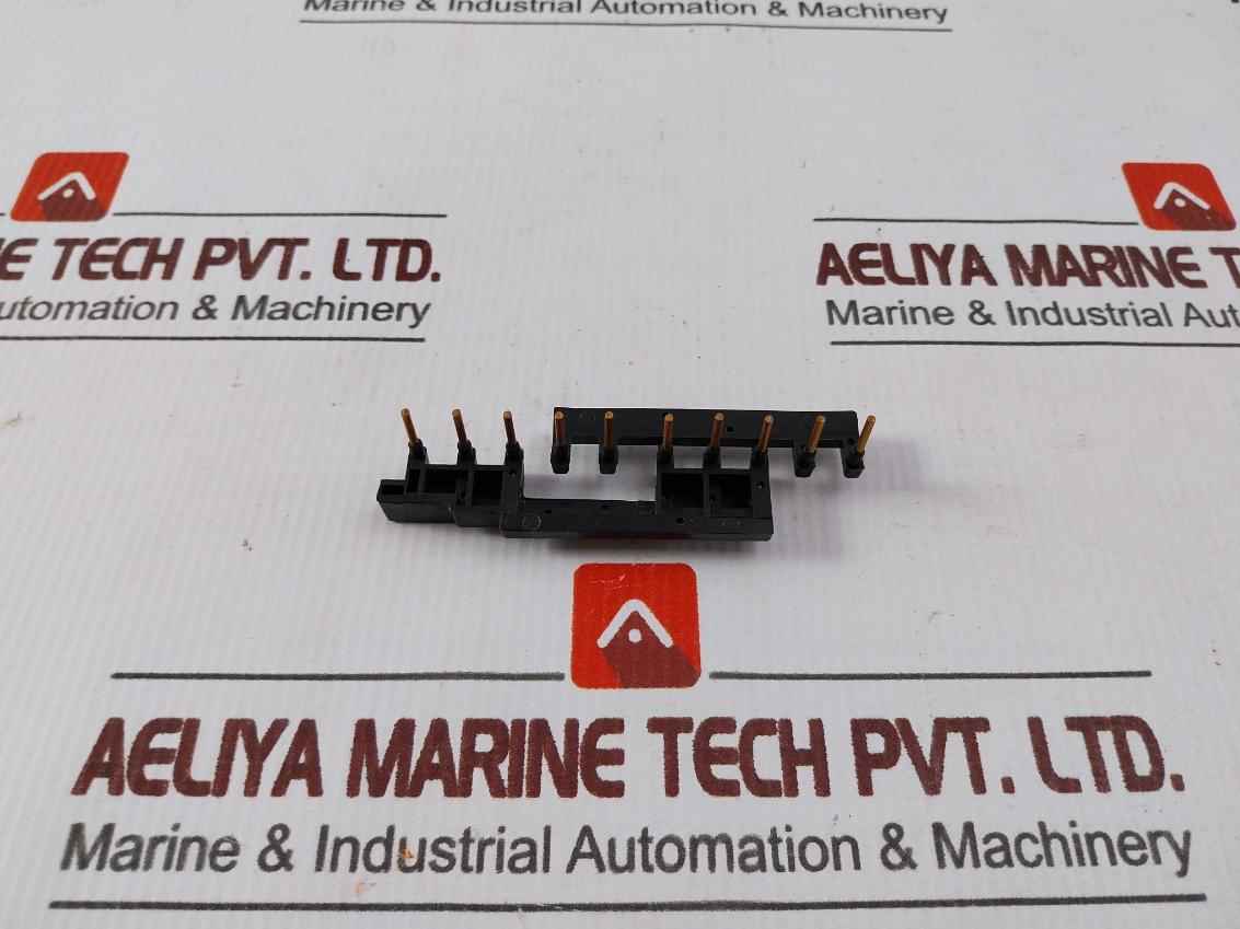Siemens 3Ra1913-2A Assembly Kit For Contactor-type Reverser S00