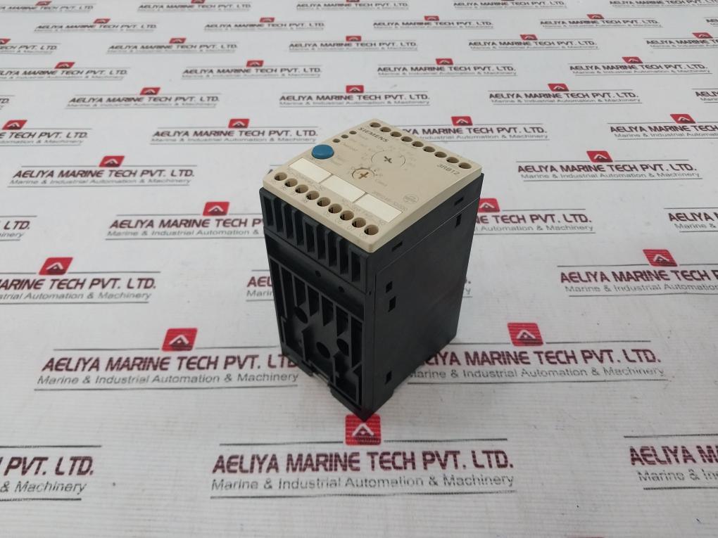 Siemens 3Rb1246-1Qg00 Electronic Overload Relay 3Zx1012Orb121Aa1