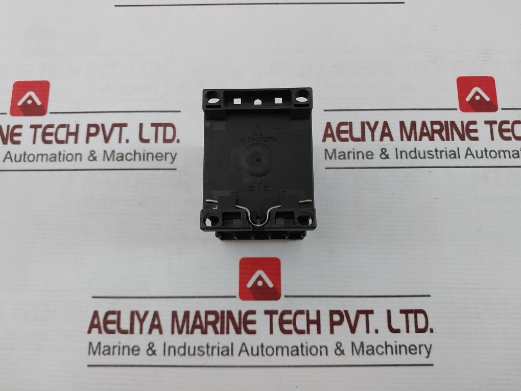 Siemens 3Rh1131-1Bb40 Contactor Relay 3Zx1012-0Rh11-1Aa1 Dc24V 690V 10A 600Vac