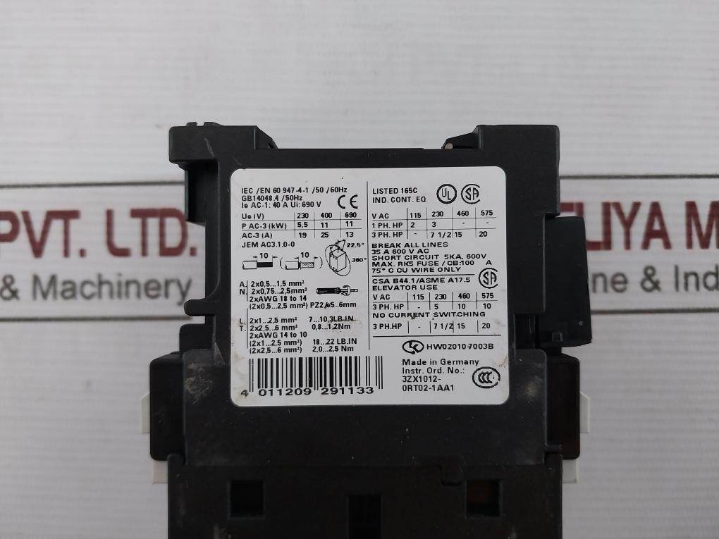 Siemens 3Rh1131-1Bb40 Contactor Relay 3Zx1012-0Rh11-1Aa1 Dc24V 690V 10A 600Vac