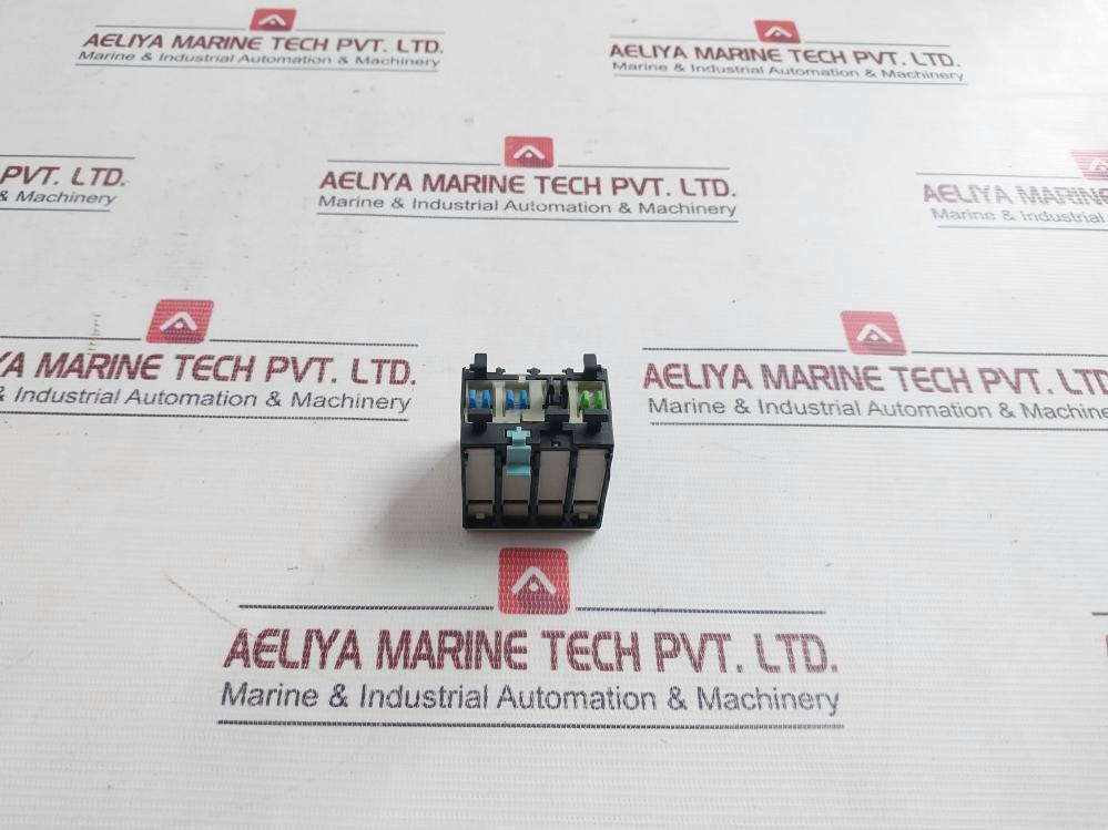 Siemens 3Rh1921-1Fa22 Auxiliary Switch Block 3Zx1012-0Rt02-1Aa1 10A/240V 690V