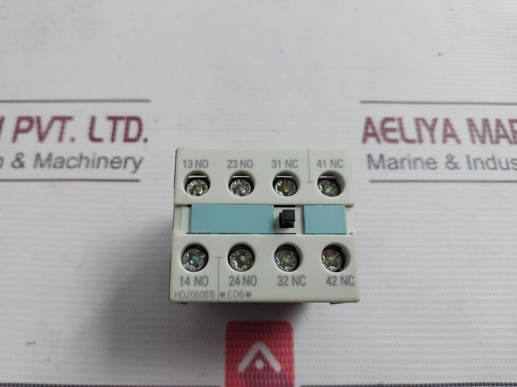Siemens 3Rh1921-1Fa22 Auxiliary Switch Block 3Zx1012-0Rt02-1Aa1 10A/240V 690V