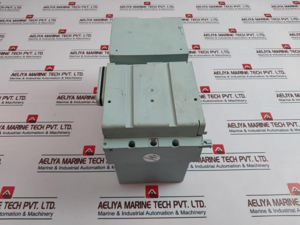 Siemens 3Rk1304-0Hs00-8Aa0 Motor Starter 600V Ip65