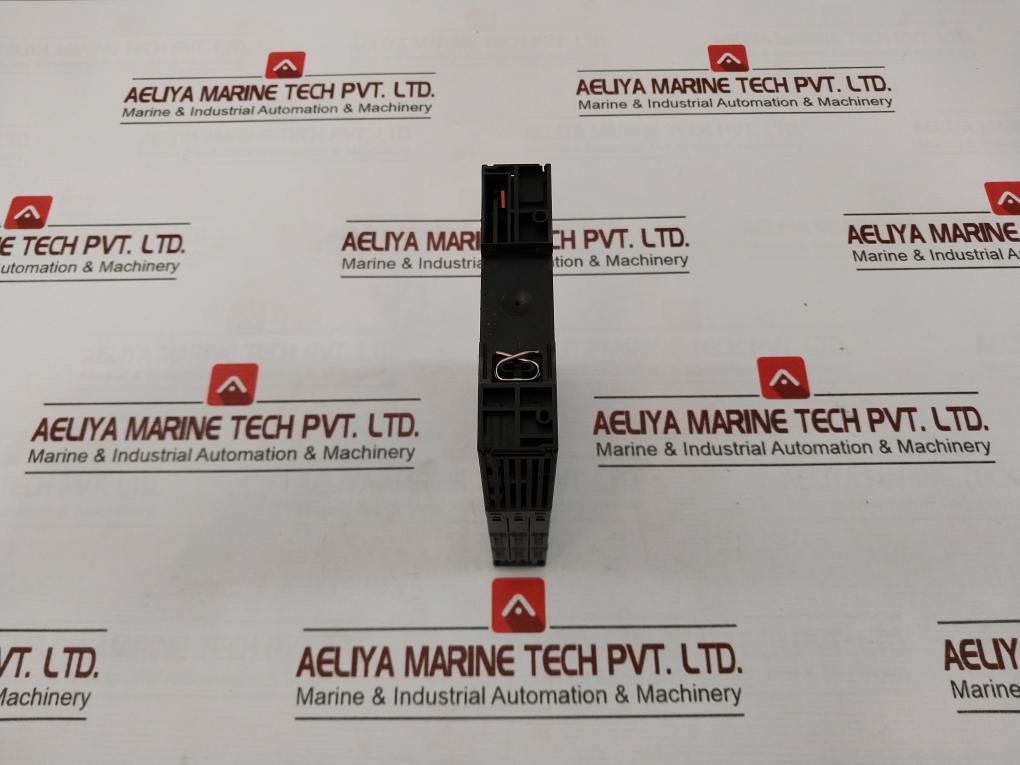 Siemens 3Rm1202-2Aa04 Ac Semiconductor Reversing Starter 50/60Hz Ip20 10A