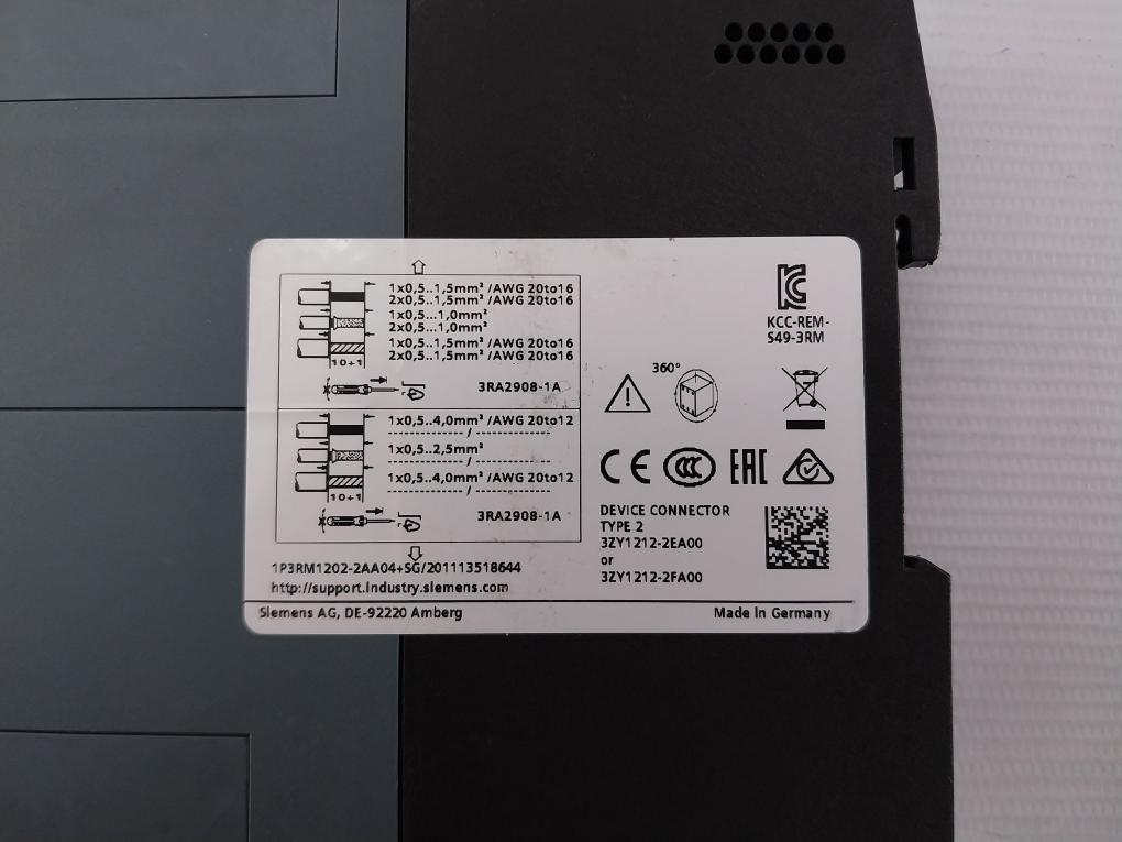 Siemens 3Rm1202-2Aa04 Ac Semiconductor Reversing Starter 50/60Hz Ip20 10A
