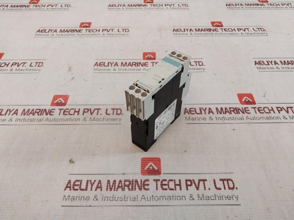Siemens 3Rn1010-1Cm00 Sirius Thermistor Motor Protection Relay 220-240V Ac 300V