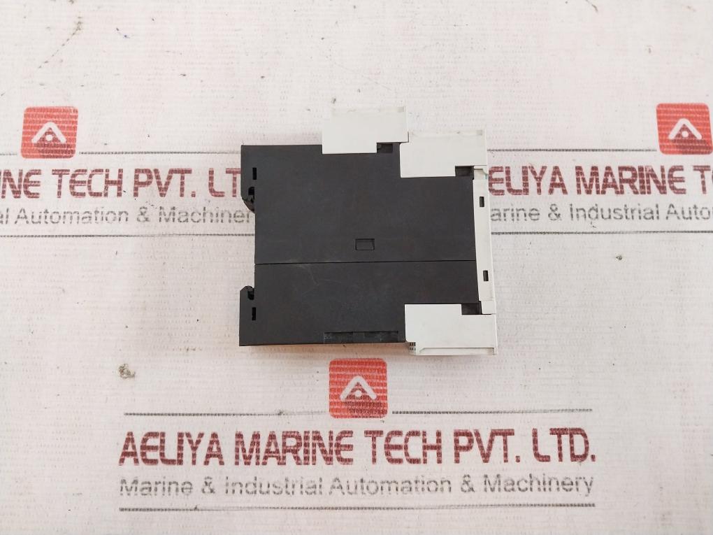Siemens 3Rn1010-1Cm00 Sirius Thermistor Motor Protection Relay 220-240V Ac 300V
