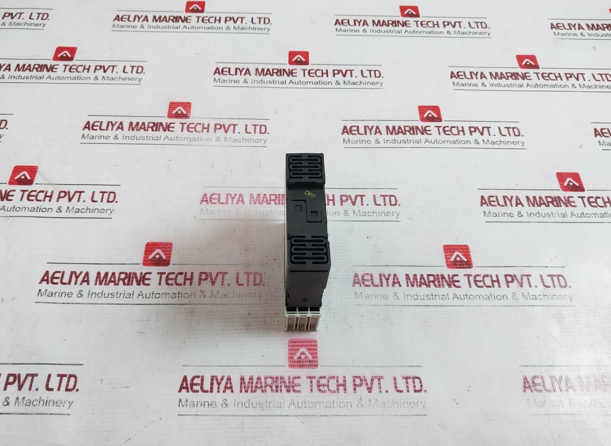 Siemens 3Rn1010-1Cm00 Thermistor Motor Protection Relay 300V 4Kv 220-240V Ac