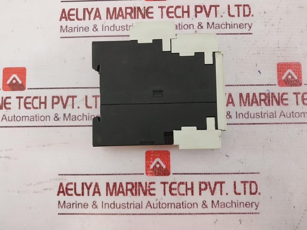 Siemens 3Rn1010-1Cm00 Thermistor Motor Protection Relay 3Zx1012-0Rn10-1Aa1 300V
