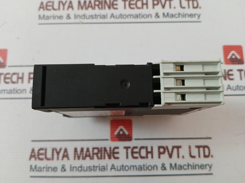 Siemens 3Rn1010-1Cm00 Thermistor Motor Protection Relay 3Zx1012-0Rn10-1Aa1