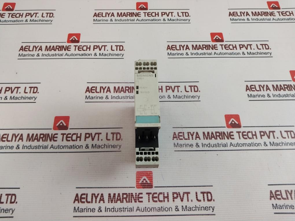 Siemens 3Rn1010-2Cm00 Temperature Monitoring Relay 300V